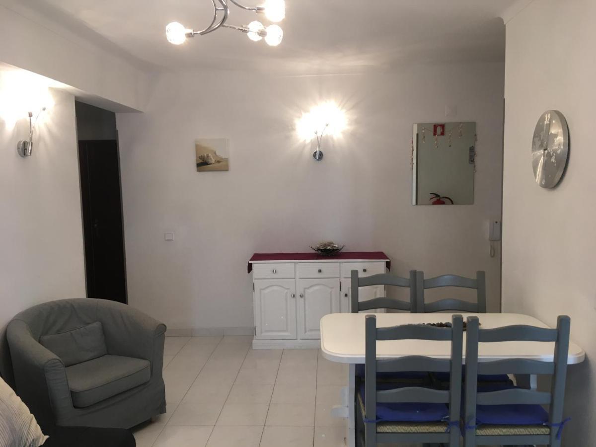 1A Atlantico - Casas & Papeis Apartment Armacao de Pera Bagian luar foto