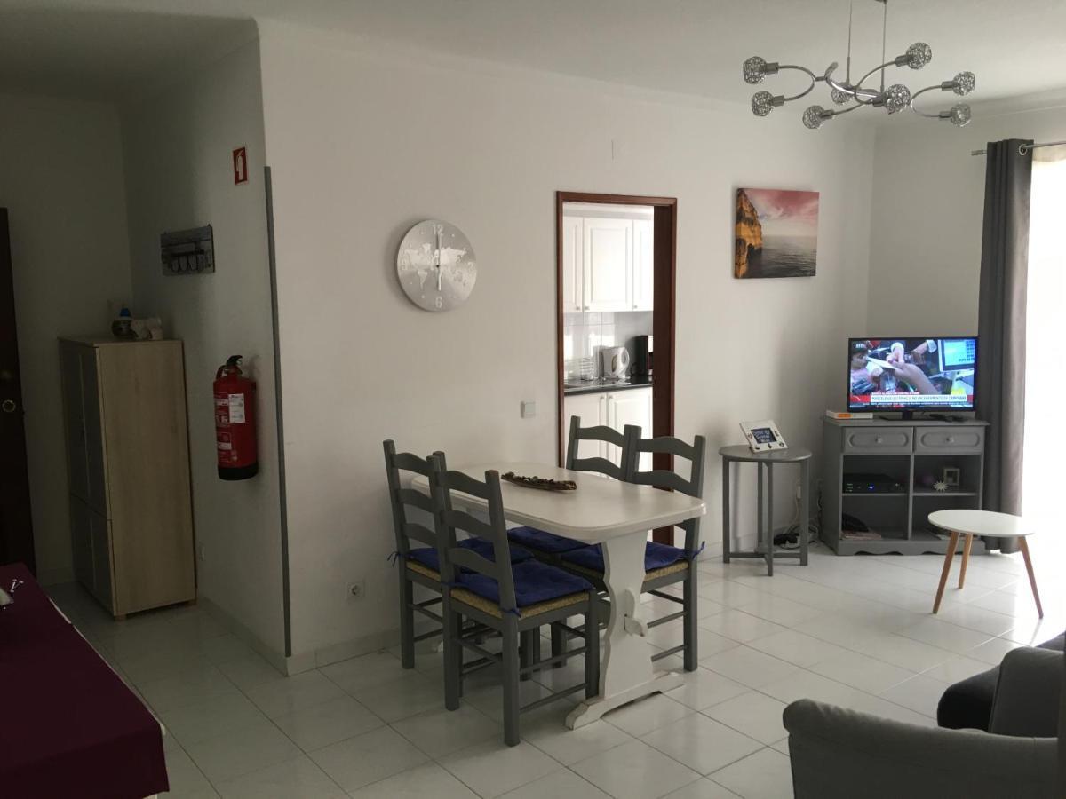 1A Atlantico - Casas & Papeis Apartment Armacao de Pera Bagian luar foto